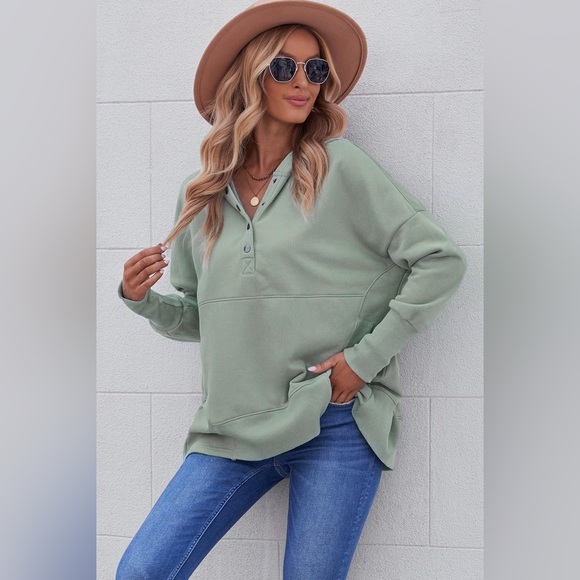 Tops - Oversized Hooded Sweatshirt Batwing Sleeve Pocketed Henley Hoodie